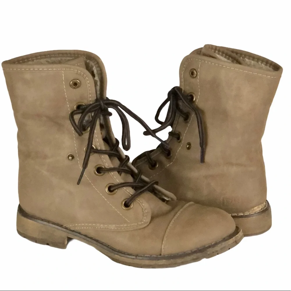 DIRTY LAUNDRY Raeven Tan Fold-Over Booties SZ-6